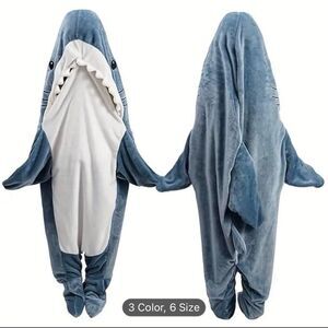 Women's Shark Costume Fun Blanket Foodie Cozy Sleeping Bag Size M